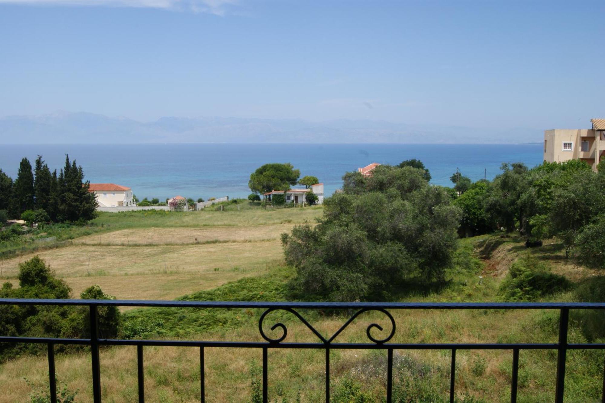 Villa Bouka Astrakeri Exteriör bild